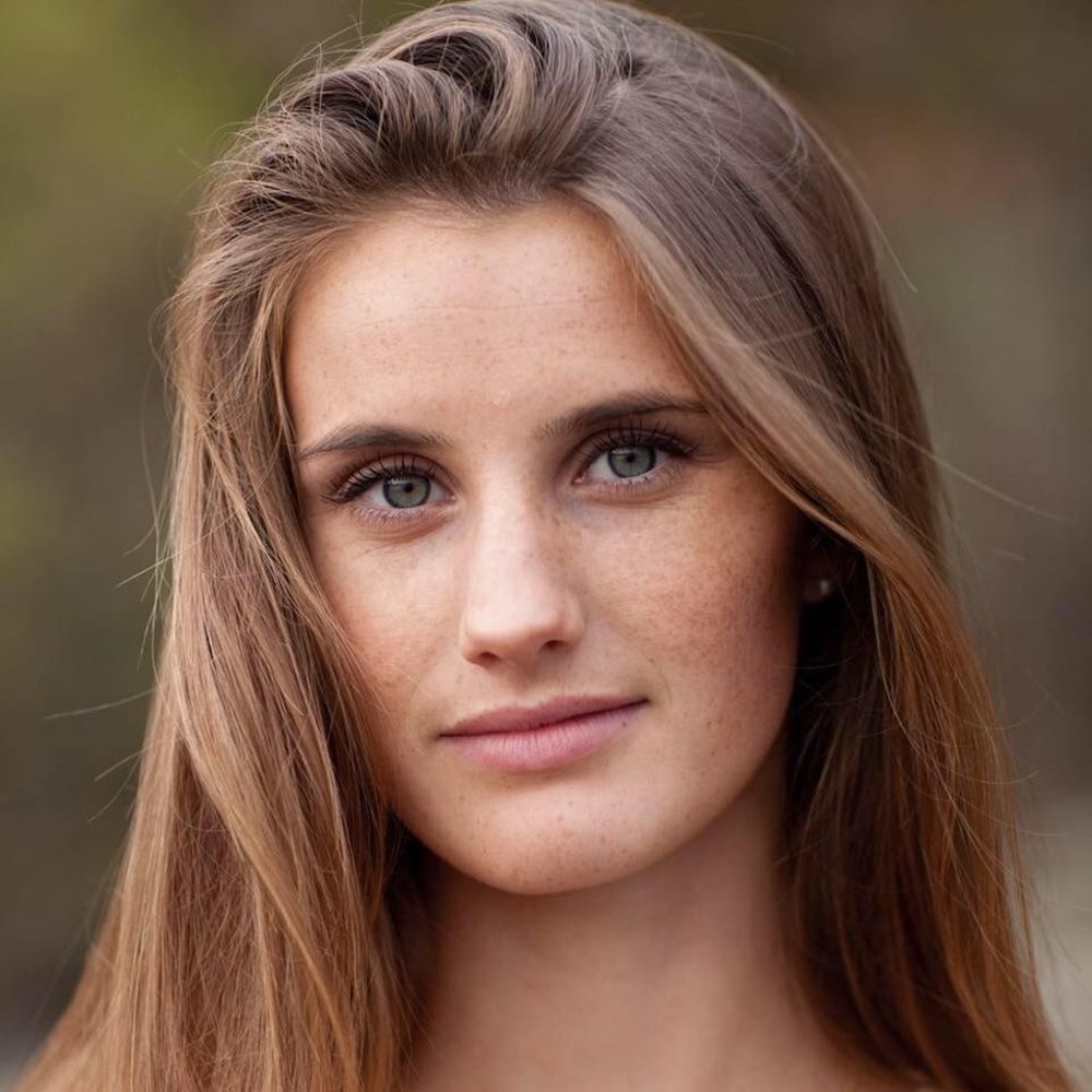 Meet your Posher, Isabelle